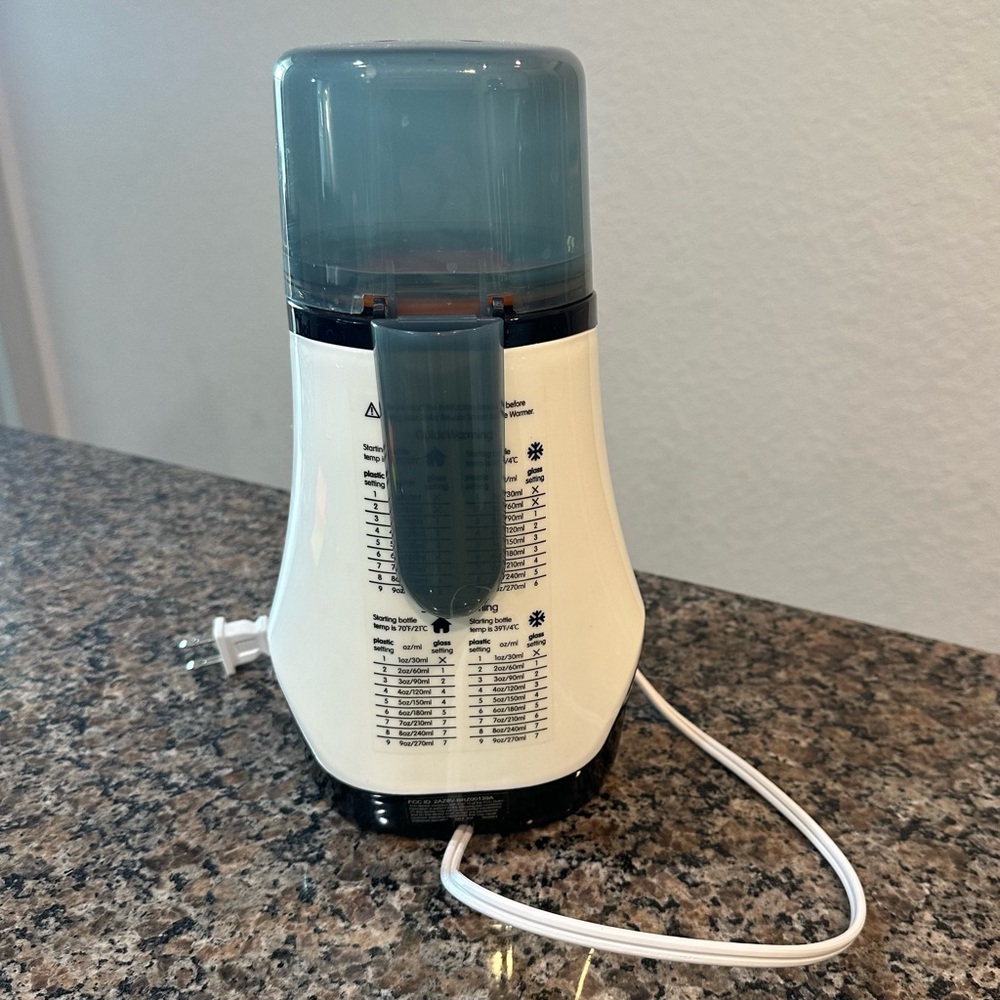 Baby Brezza Bottle Warmer - Smart with Bluetooth - Picture 3 of 6